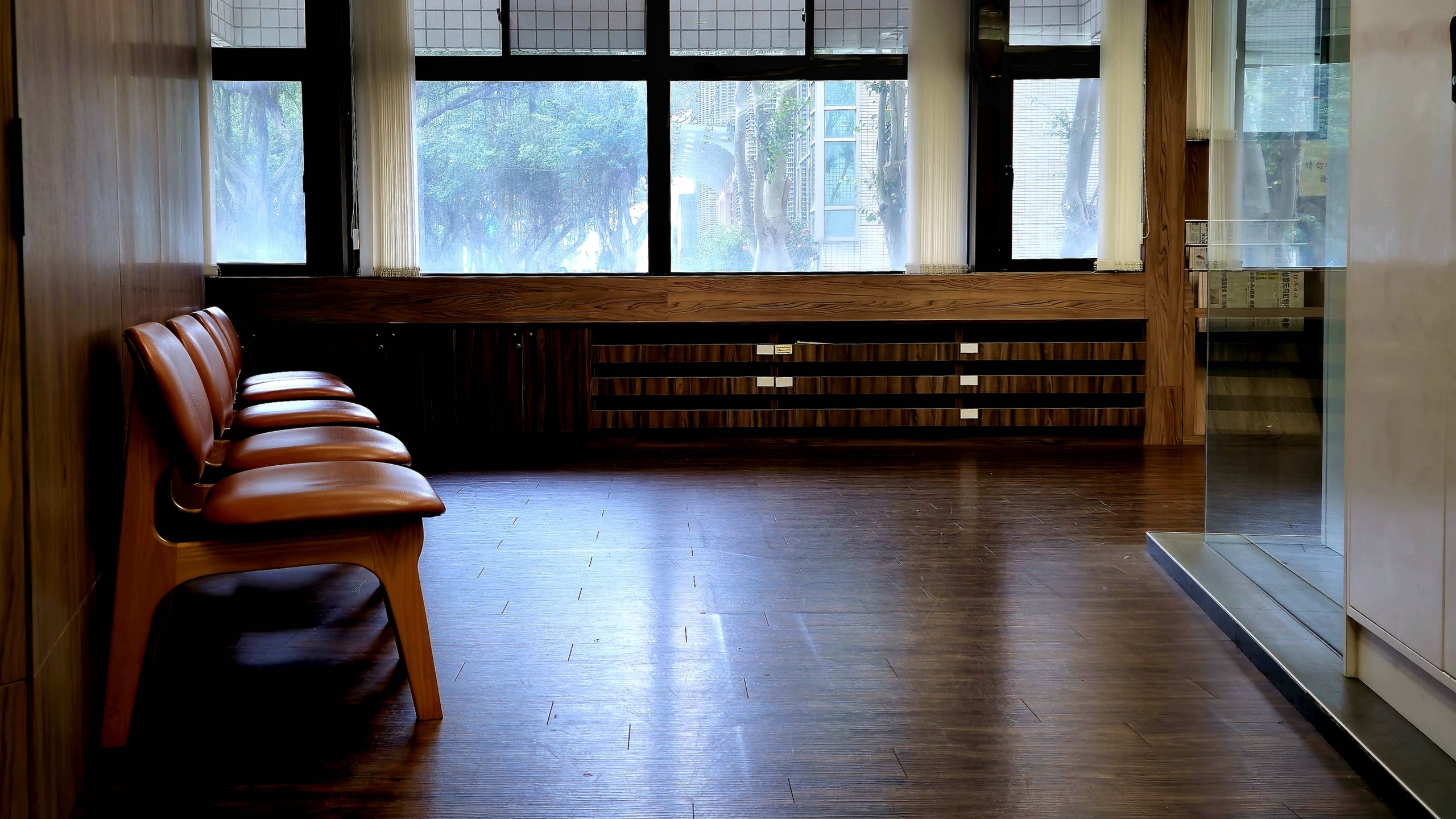 圖書館2樓閱報區